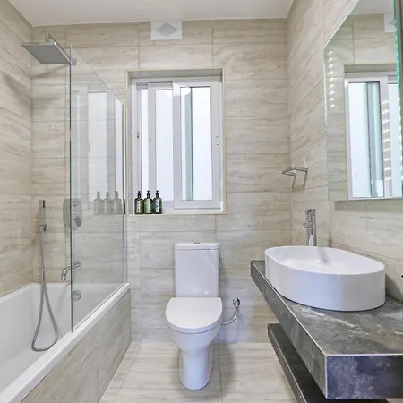 Gozo Getaway - Large Pool Apartment, 10 Mins To Square * 자프라