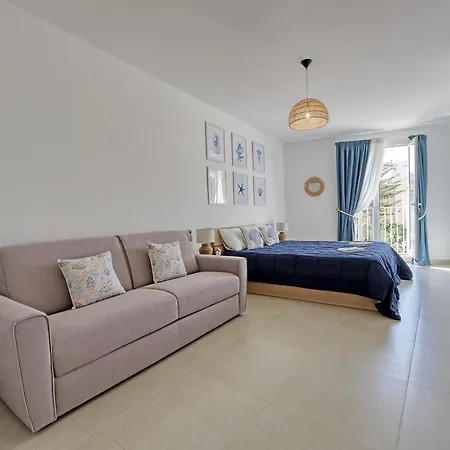 Gozo Getaway - Large Pool Apartment, 10 Mins To Square شقة *