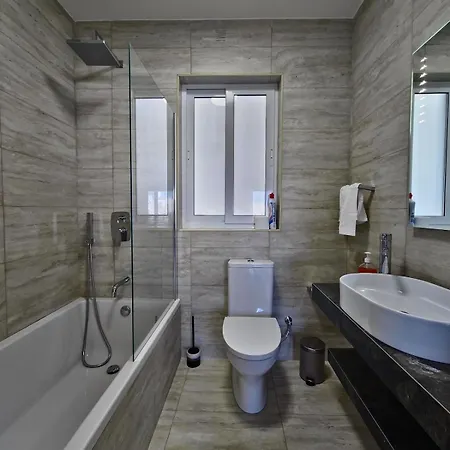 Gozo Getaway - Large Pool Apartment, 10 Mins To Square 자프라