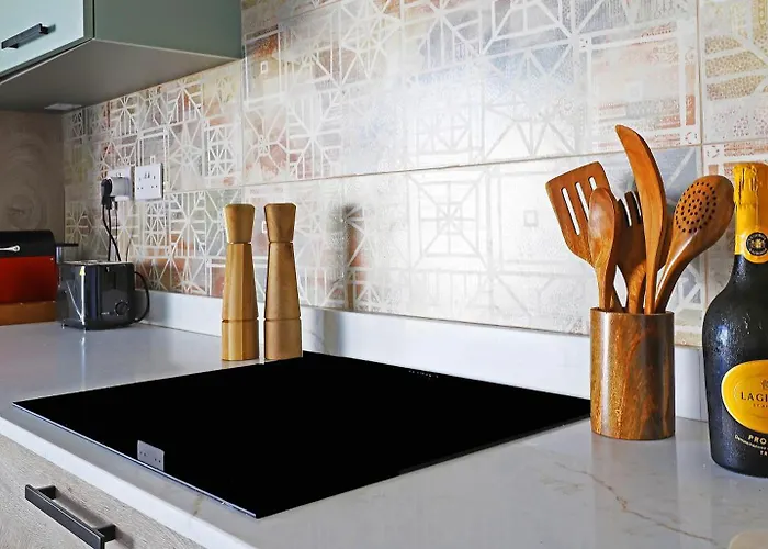 Gozo Getaway - Large Pool Apartment, 10 Mins To Square Xagħra