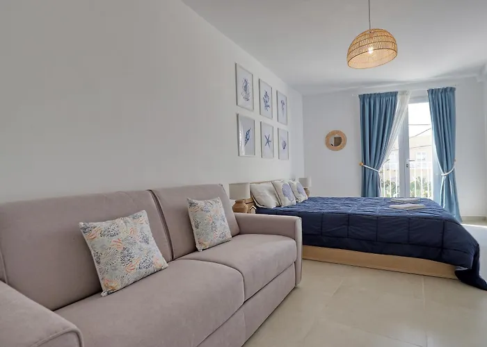 Apartament Gozo Getaway - Large Pool Apartment, 10 Mins To Square Xagħra